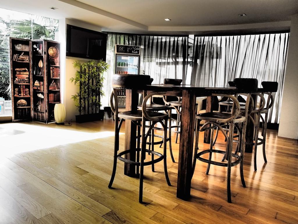 Beverly 33 By Aspira Bangkok Kültér fotó