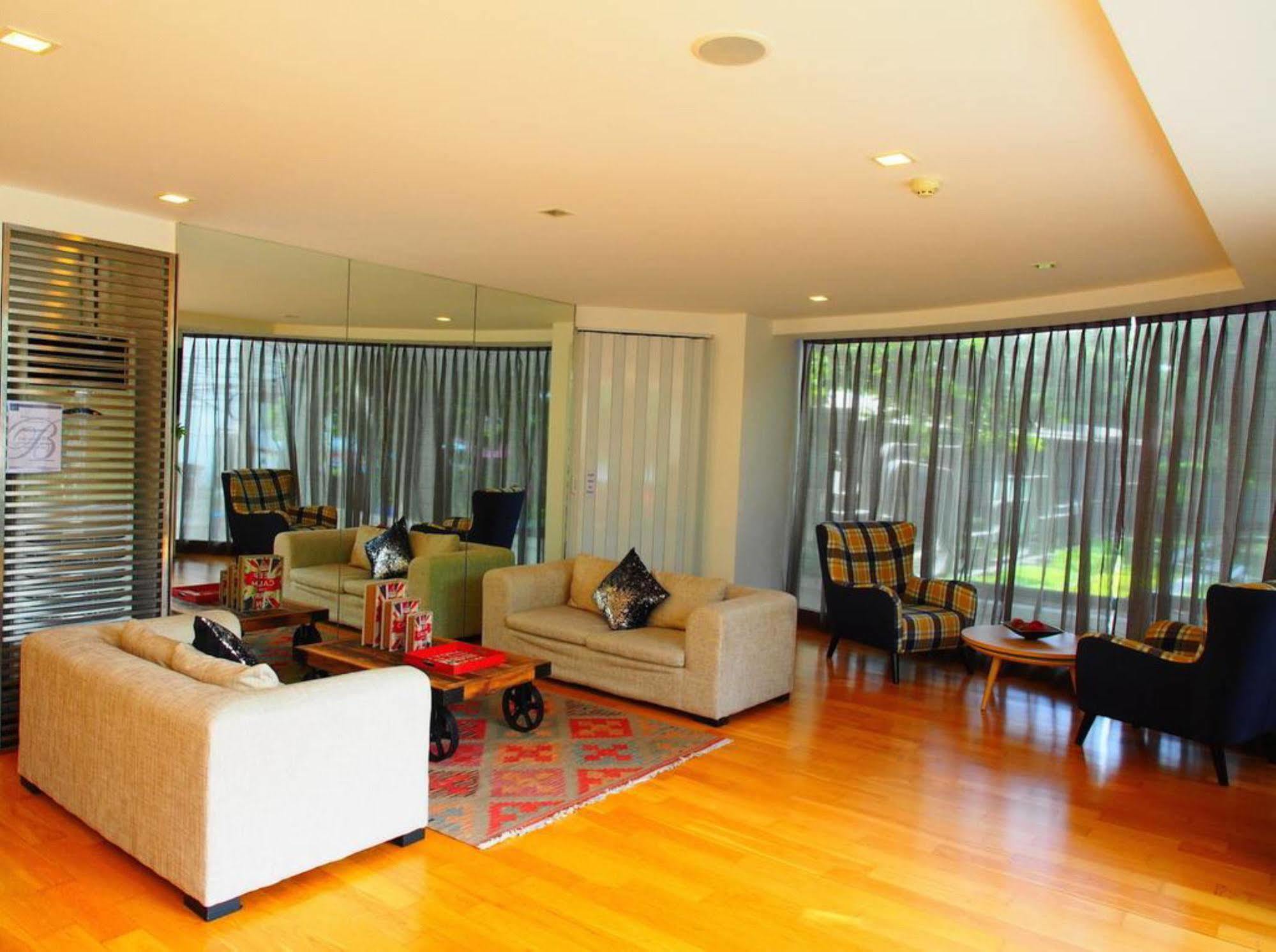 Beverly 33 By Aspira Bangkok Kültér fotó