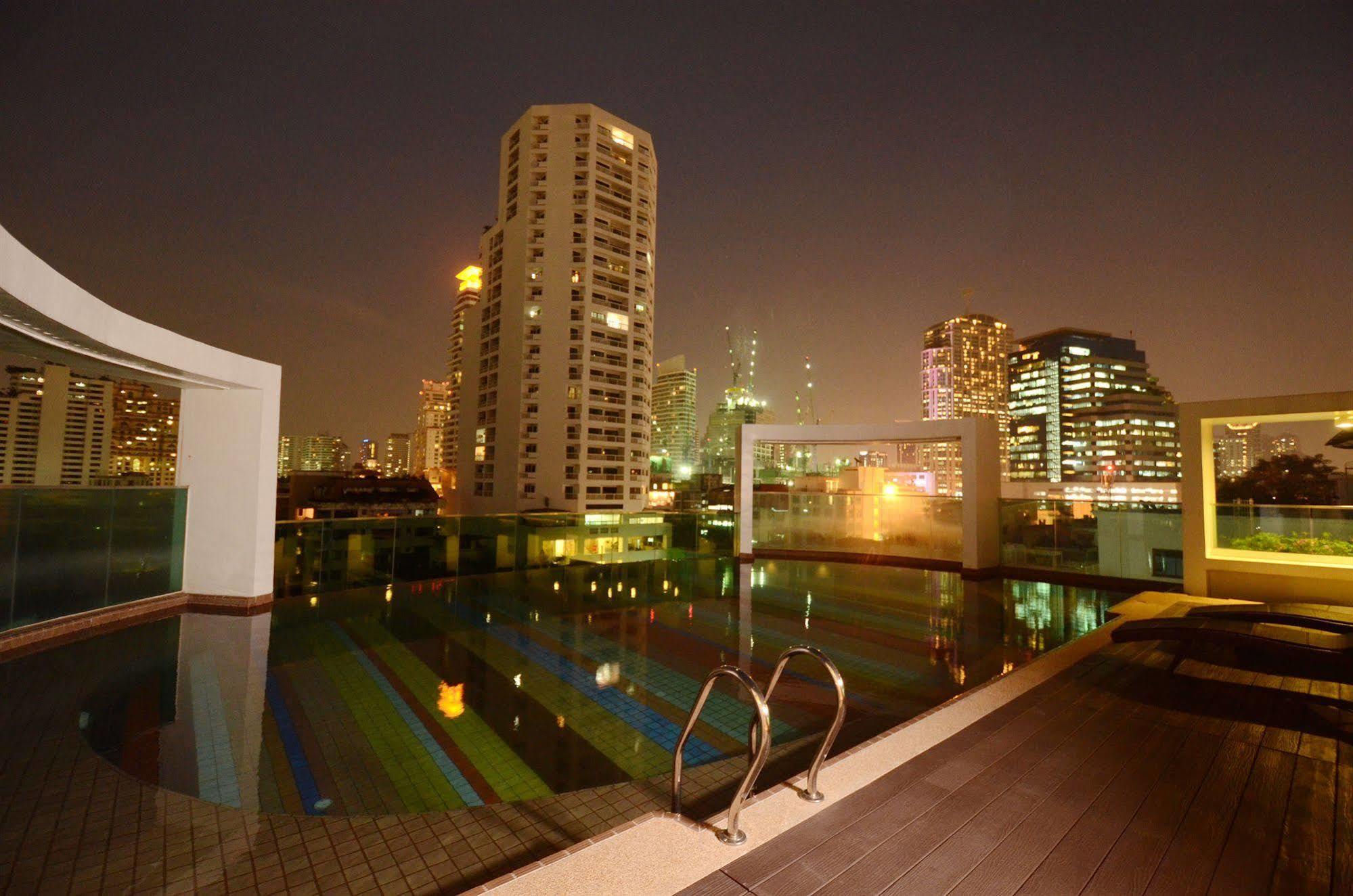 Beverly 33 By Aspira Bangkok Kültér fotó